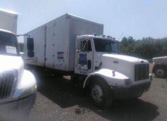  2005 PETERBILT  - Image 0.