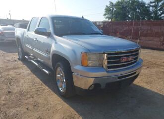  2013 GMC  - Image 0.