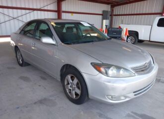  2004 TOYOTA  - Image 0.