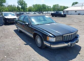  1994 CADILLAC  - Image 0.