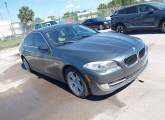  2011 BMW  - Image 0.