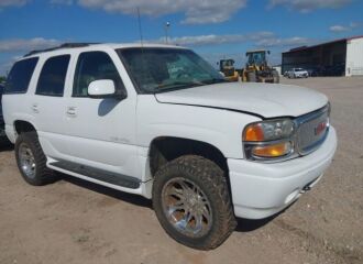  2002 GMC  - Image 0.