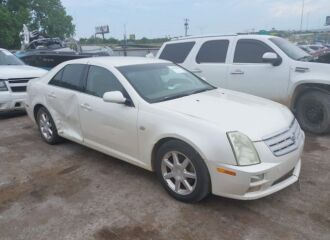  2005 CADILLAC  - Image 0.