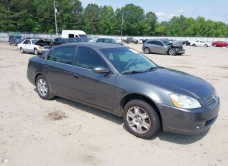  2005 NISSAN  - Image 0.