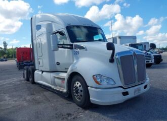  2017 KENWORTH  - Image 0.