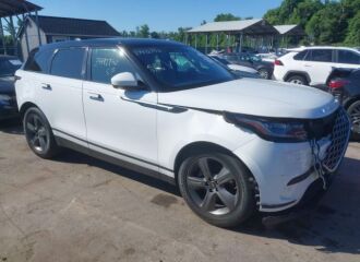  2020 LAND ROVER  - Image 0.