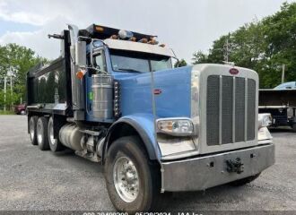  2022 PETERBILT  - Image 0.