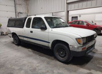  1996 TOYOTA  - Image 0.