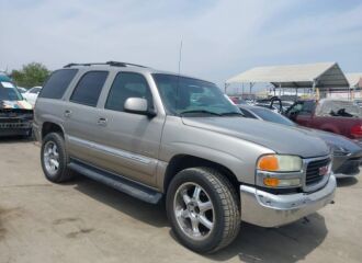  2002 GMC  - Image 0.