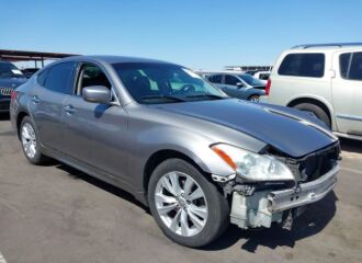  2011 INFINITI  - Image 0.