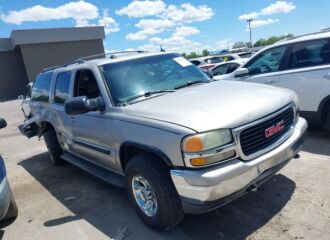  2004 GMC  - Image 0.