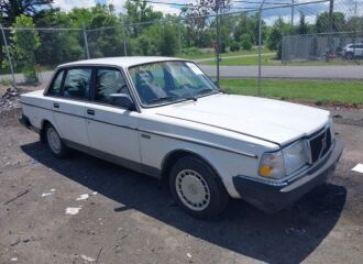  1989 VOLVO  - Image 0.