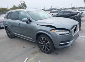  2019 VOLVO  - Image 0.