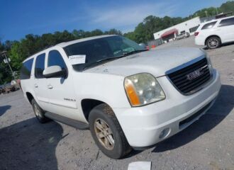  2007 GMC  - Image 0.