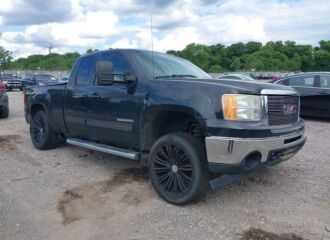  2010 GMC  - Image 0.