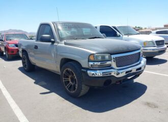  2003 GMC  - Image 0.