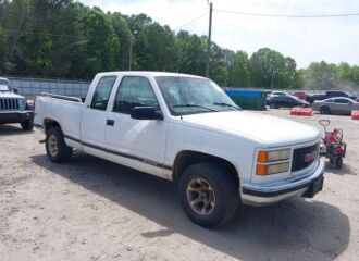  1998 GMC  - Image 0.