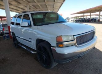  2002 GMC  - Image 0.