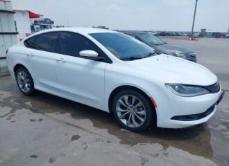  2015 CHRYSLER  - Image 0.