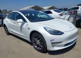  2019 TESLA  - Image 0.