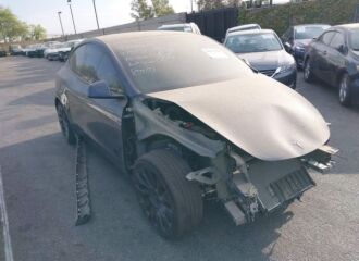  2022 TESLA  - Image 0.