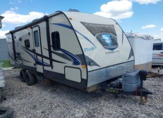  2015 DS CORP DBA CROSSROADS RV  - Image 0.