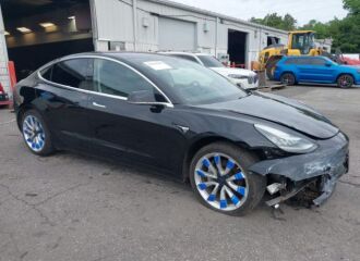  2018 TESLA  - Image 0.