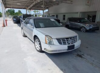  2008 CADILLAC  - Image 0.