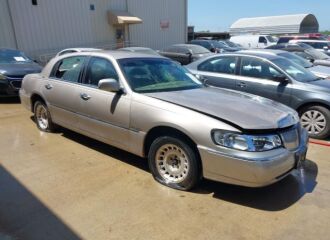  1999 LINCOLN  - Image 0.