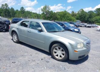  2005 CHRYSLER  - Image 0.