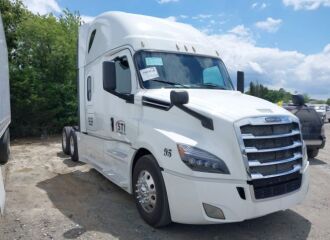  2018 FREIGHTLINER  - Image 0.