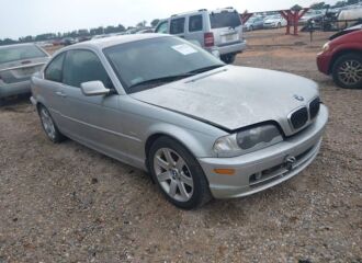  2002 BMW  - Image 0.