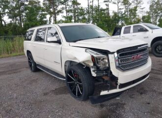  2015 GMC  - Image 0.