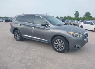  2015 INFINITI  - Image 0.