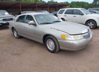  1999 LINCOLN  - Image 0.