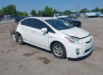  2010 TOYOTA  - Image 0.