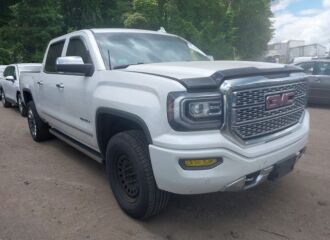  2017 GMC  - Image 0.