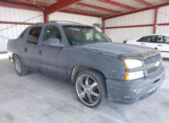  2004 CHEVROLET  - Image 0.