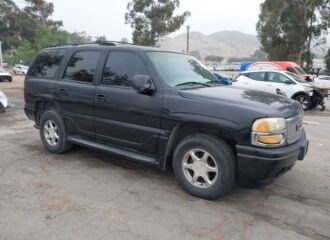  2002 GMC  - Image 0.