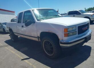  1998 GMC  - Image 0.