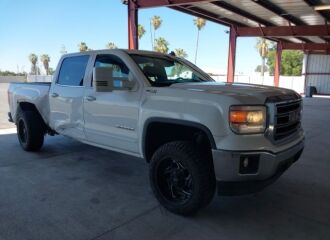  2014 GMC  - Image 0.