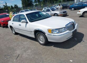  1999 LINCOLN  - Image 0.