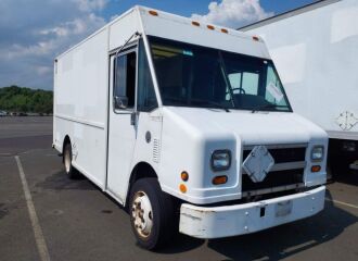  2004 FREIGHTLINER  - Image 0.