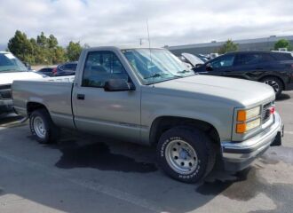  1995 GMC  - Image 0.