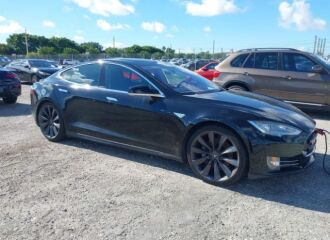  2013 TESLA  - Image 0.