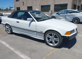  1997 BMW  - Image 0.