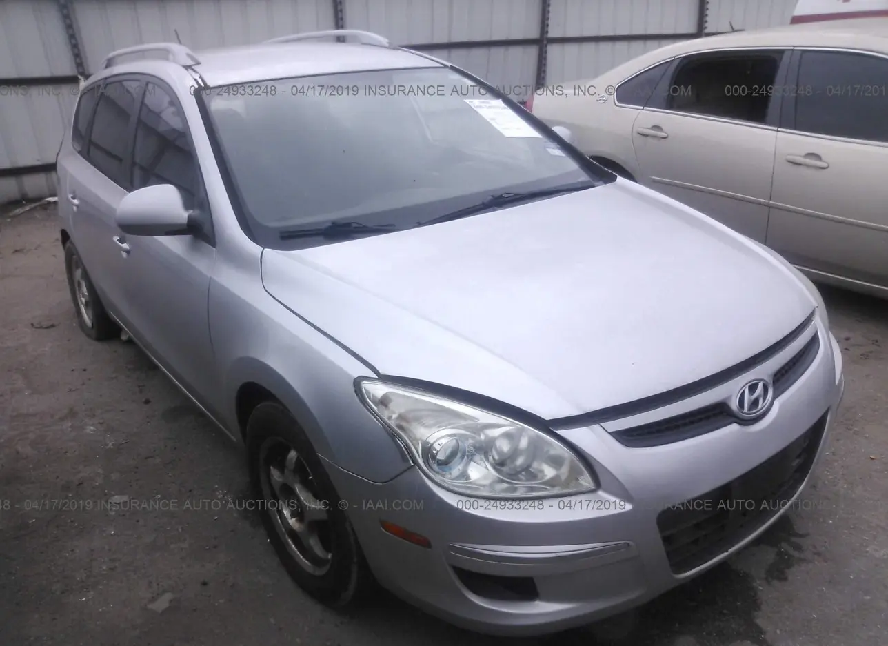 2011 HYUNDAI  - Image 1.