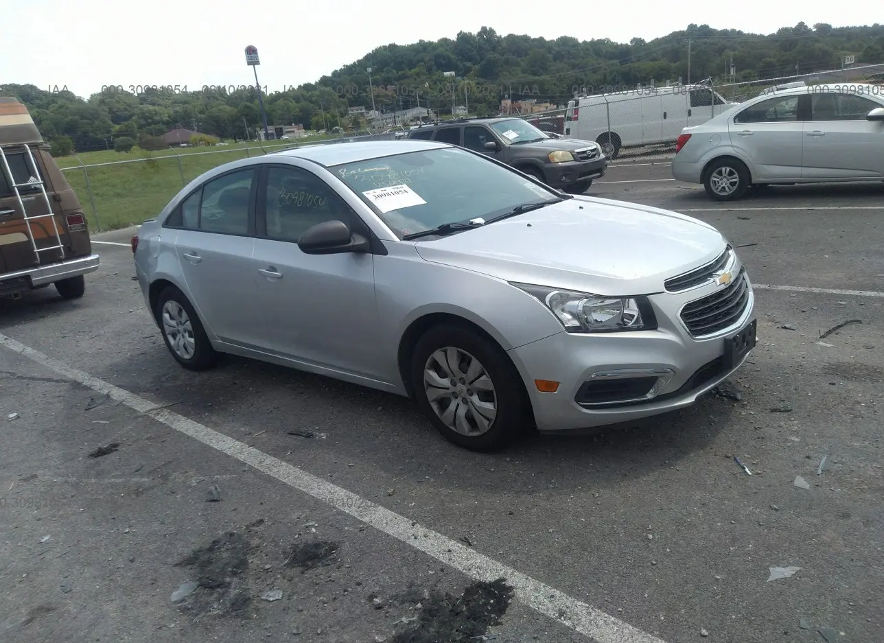 2015 CHEVROLET  - Image 1.