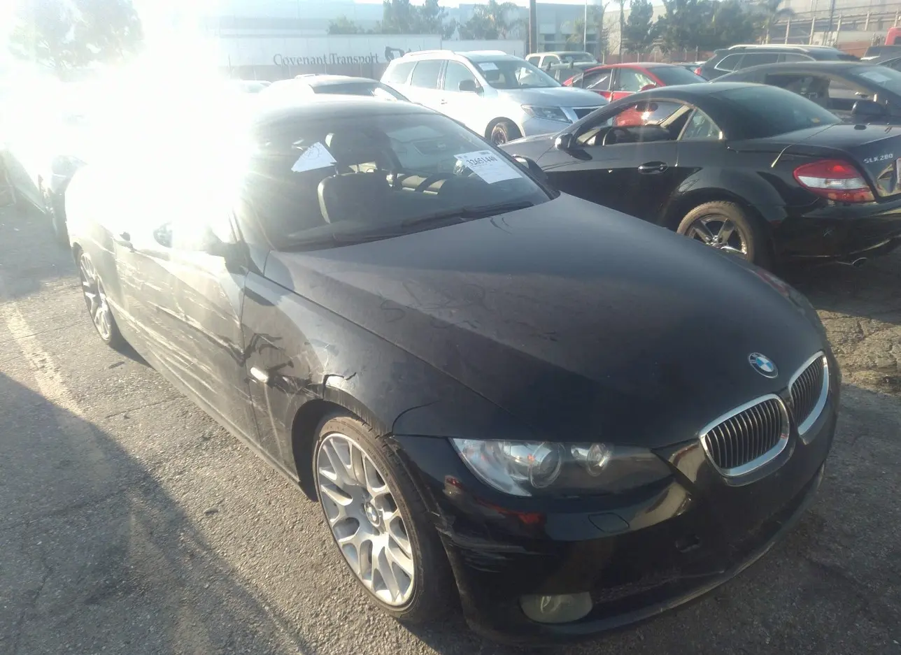 2009 BMW  - Image 1.