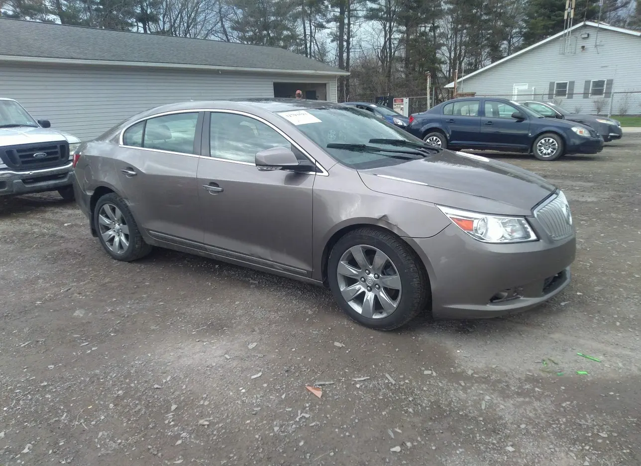 2011 BUICK  - Image 1.